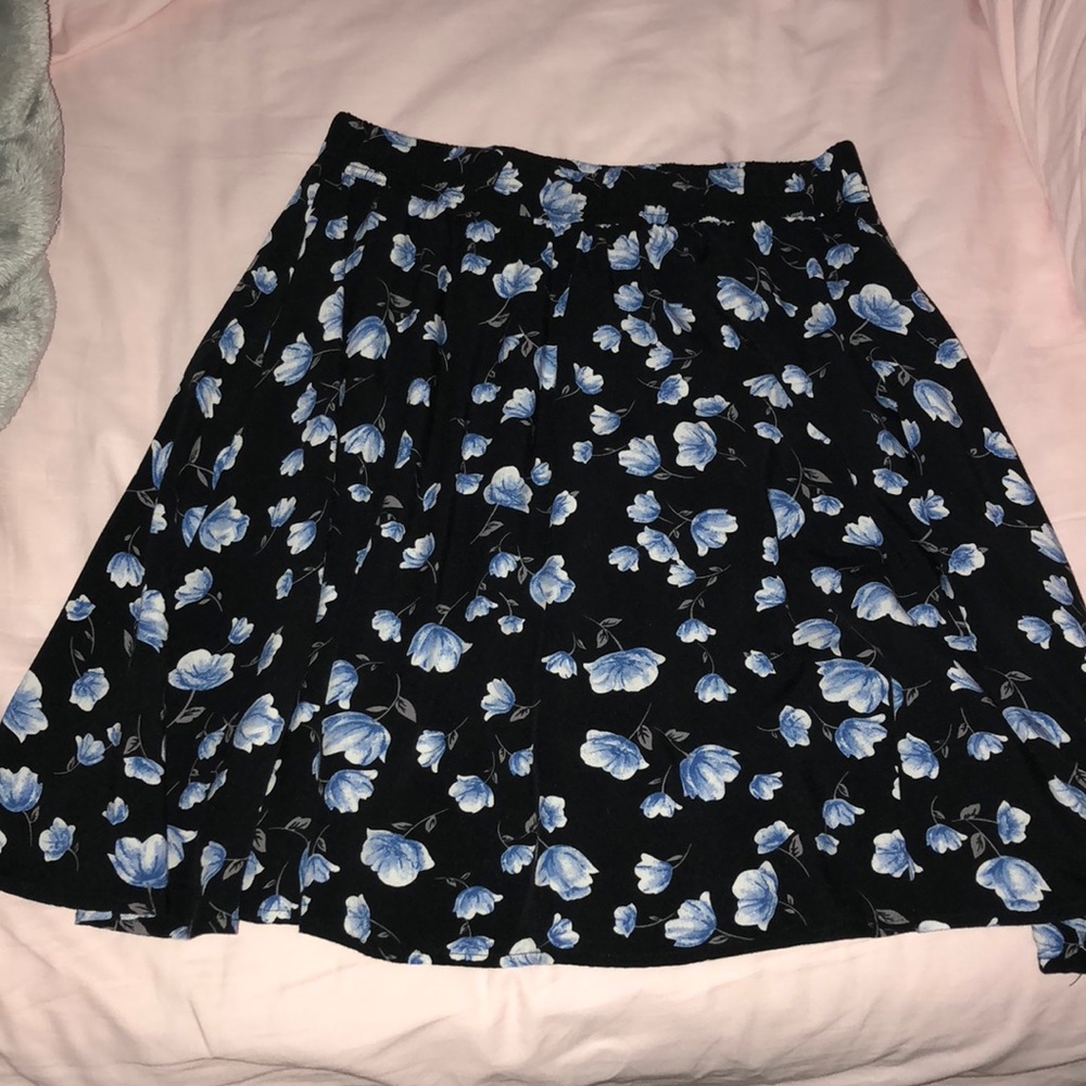 Forever 21 Floral Print Skirt